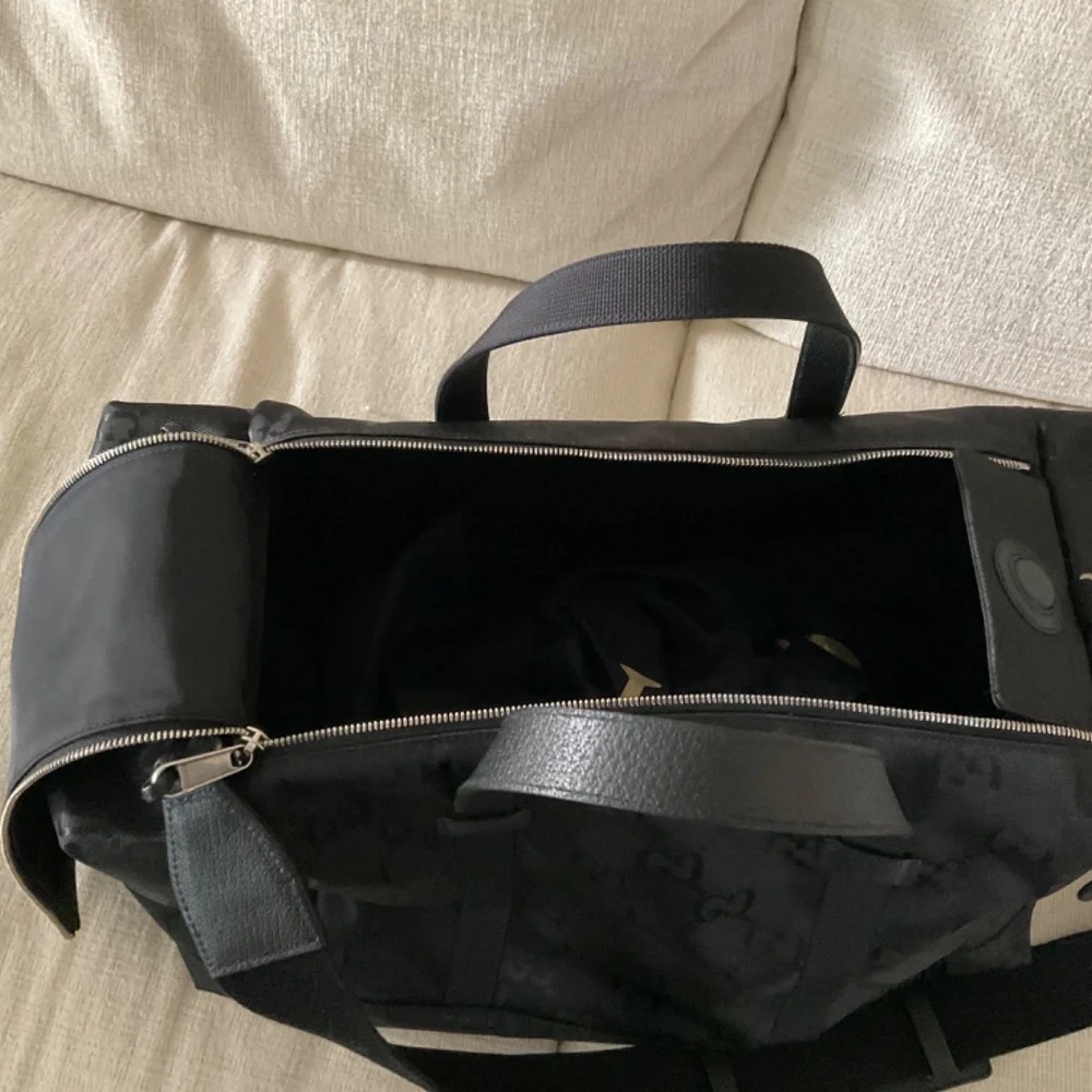 Gucci Off The Grid Duffel Bag - Picture 5 of 5